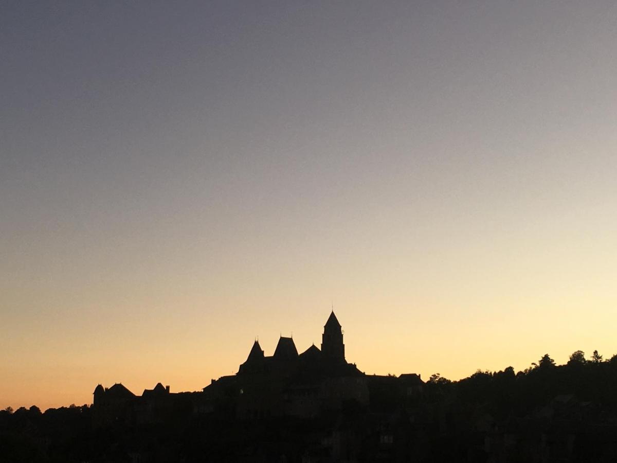 Les Roches Bleues Bed and Breakfast Uzerche Buitenkant foto